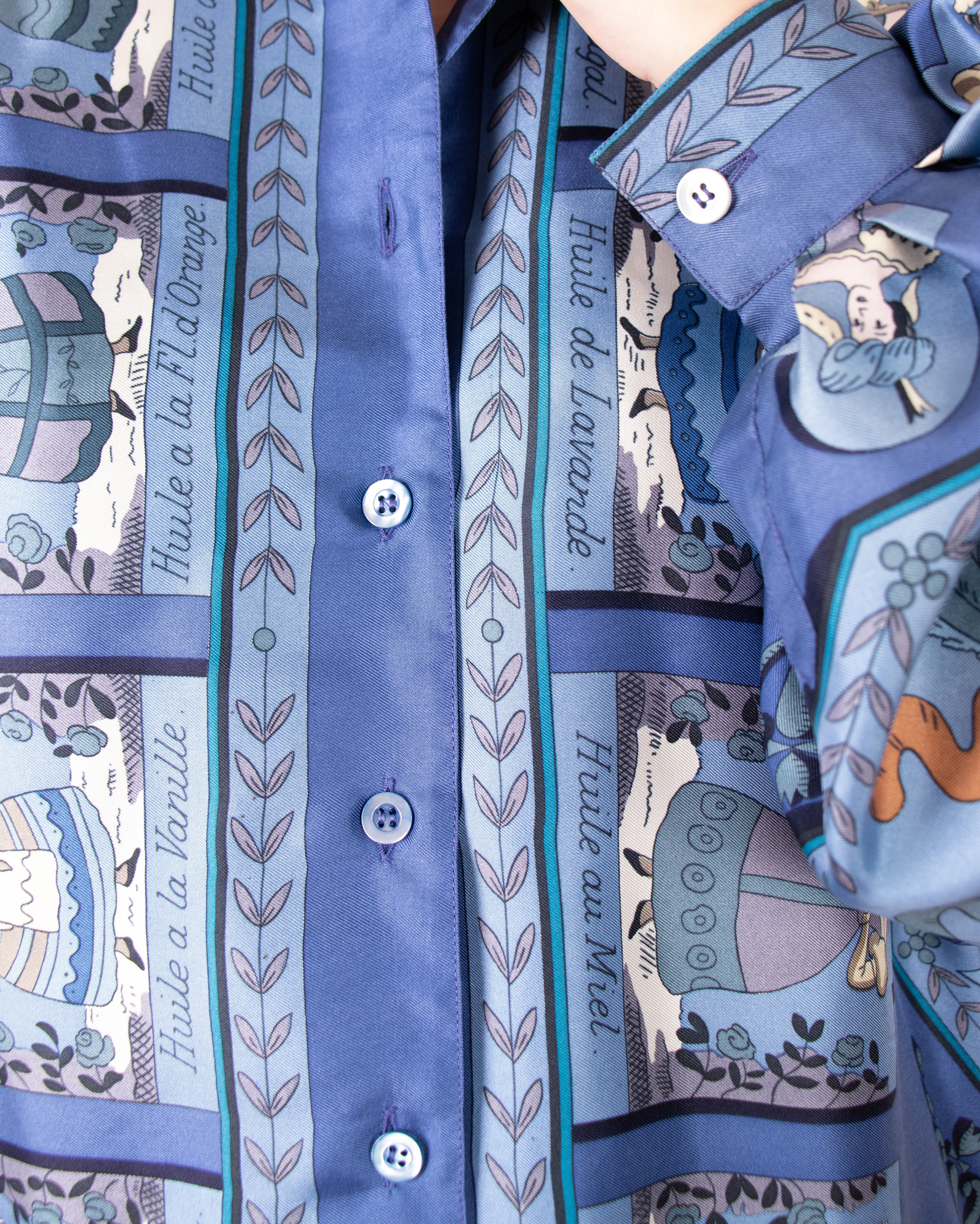 1980s Hermès Blue Flowy Silk Shirt with Additional Bow M