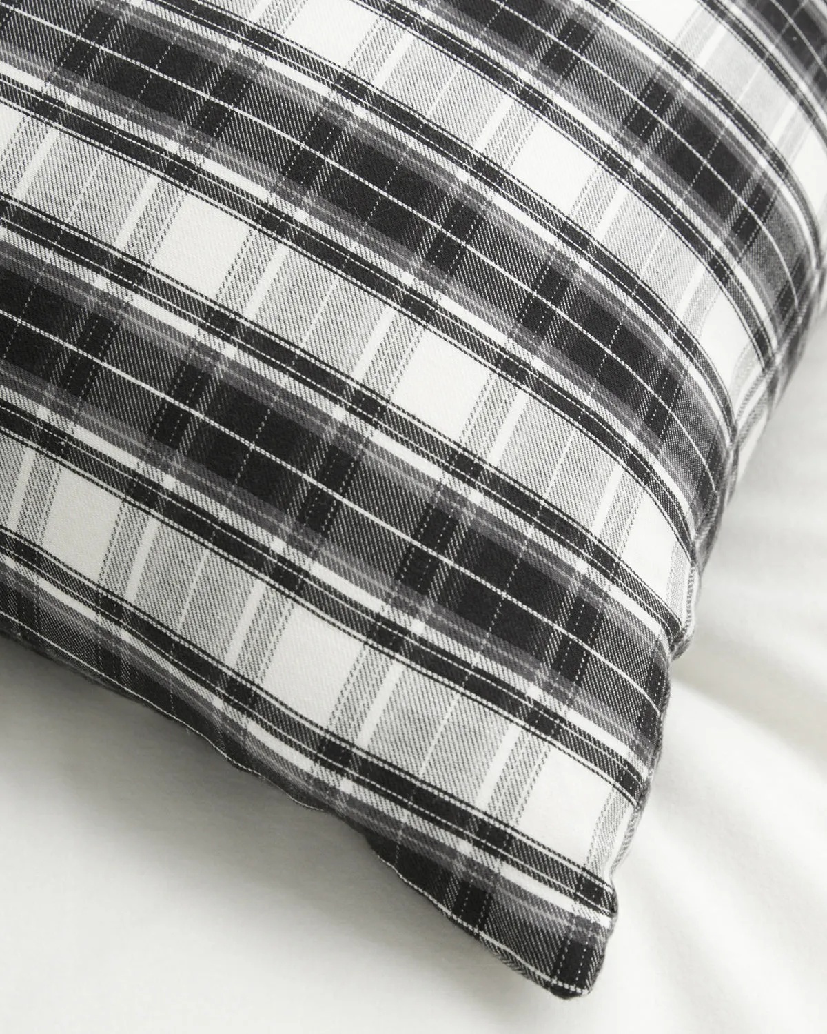 Logan Flannel Cushion