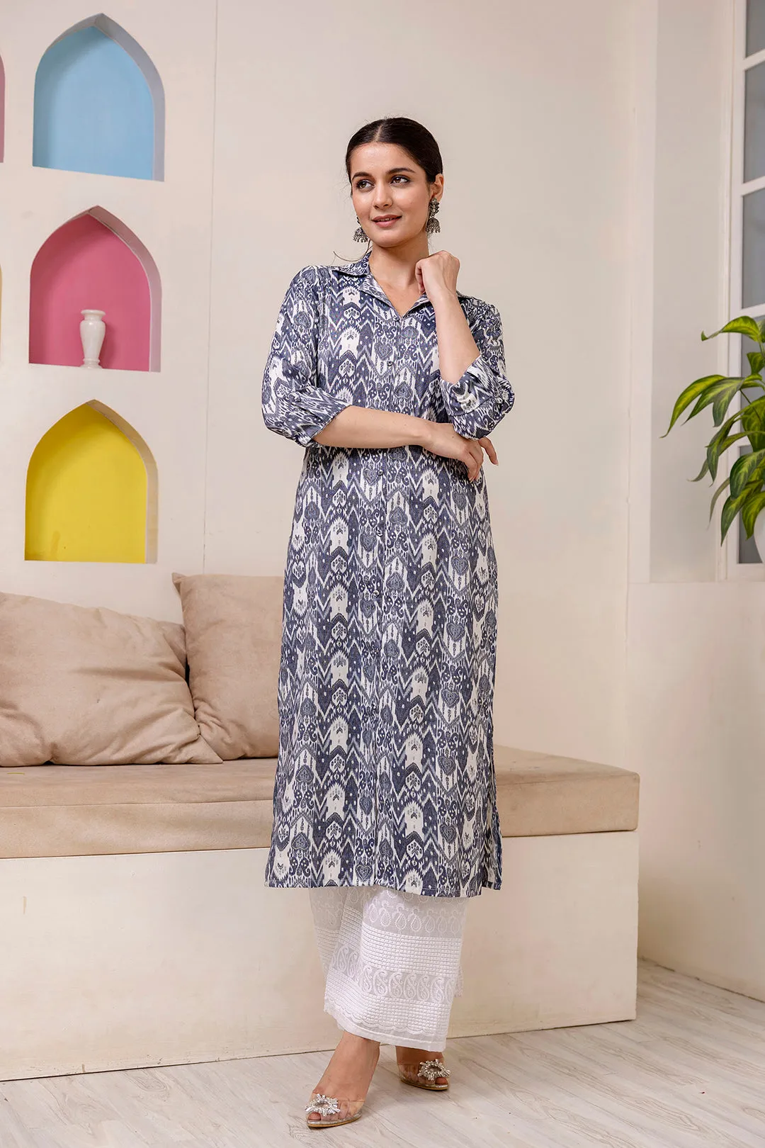 Women Grey Printed Straight Shirt Collar Kurta