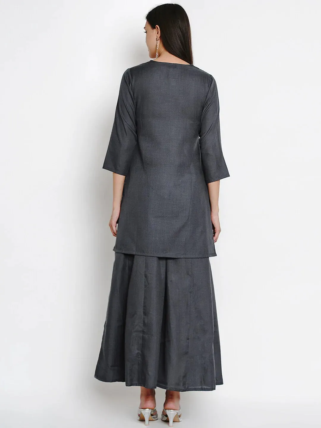 Women'S Grey Solid Kurta With Palazzos