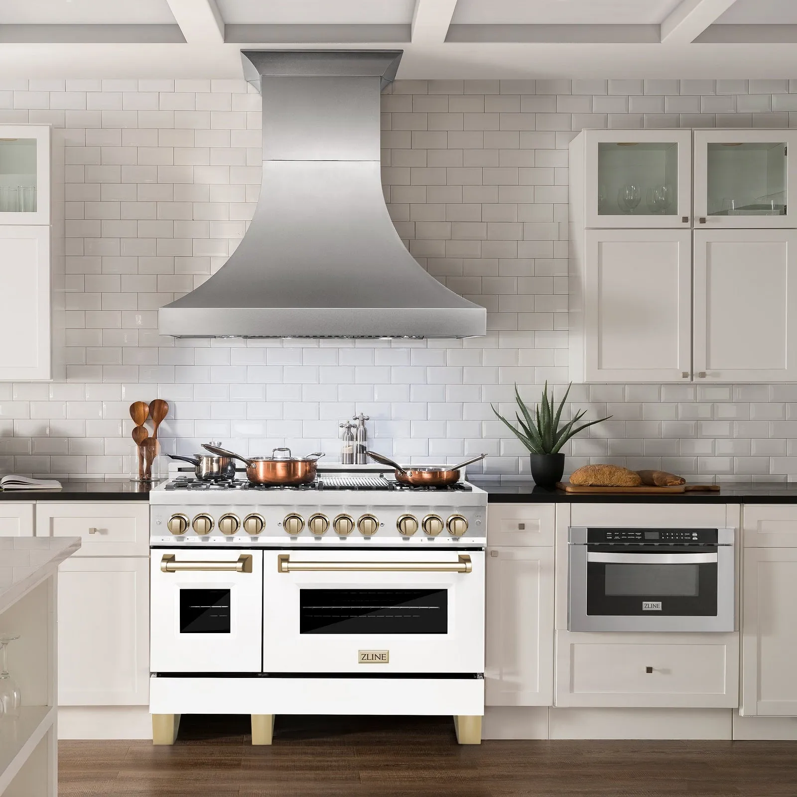 ZLINE Autograph Edition 48" 6.0 cu. ft. Dual Fuel Range in DuraSnow® Stainless Steel with White Matte Door and Gold Accents (RASZ-WM-48-G)
